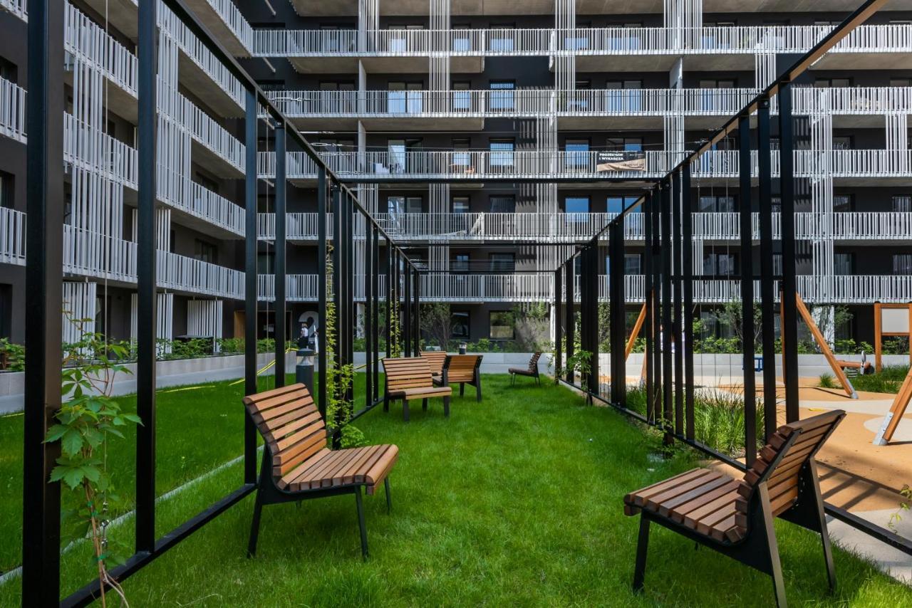 Wola Cosy White Apartment Varşovia Exterior foto
